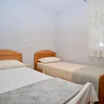 Trogir-luxury Sapphirus * Seget Vranjica