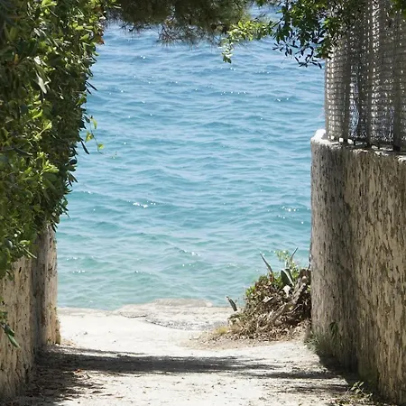 Trogir-luxury Sapphirus *